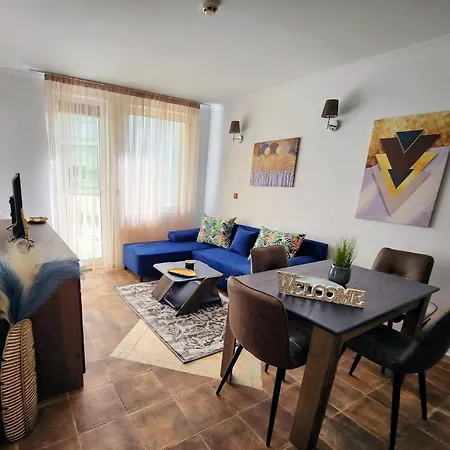 синьо лято /blue Summer Apartment